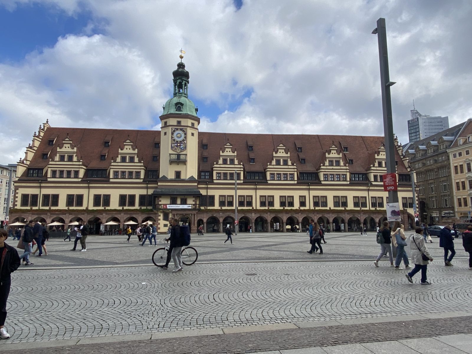 Leipzig - Gebäude am Markt